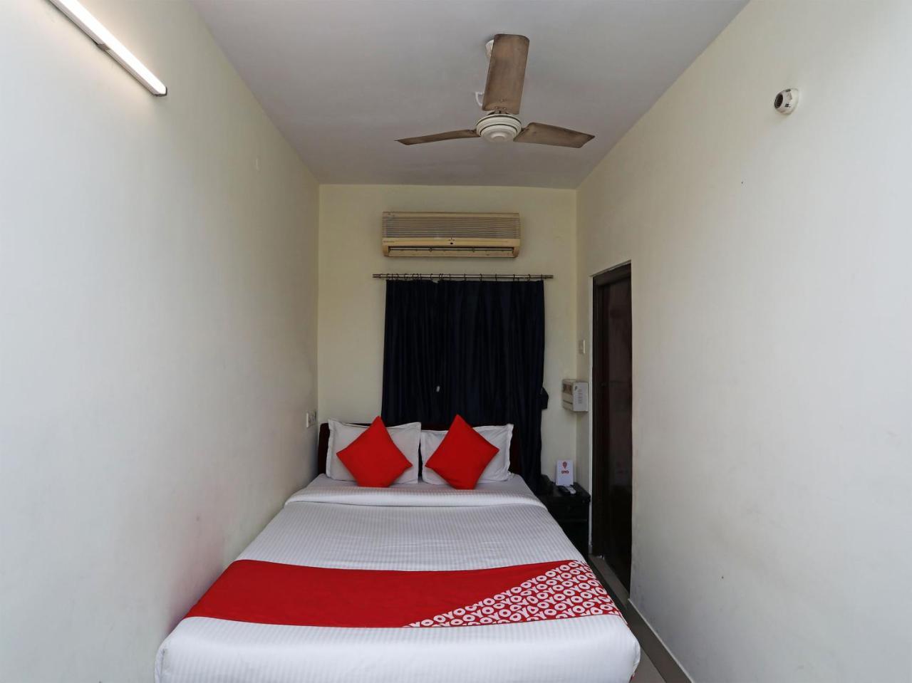 Oyo 13906 Vinita Inn Santragachi Zewnętrze zdjęcie